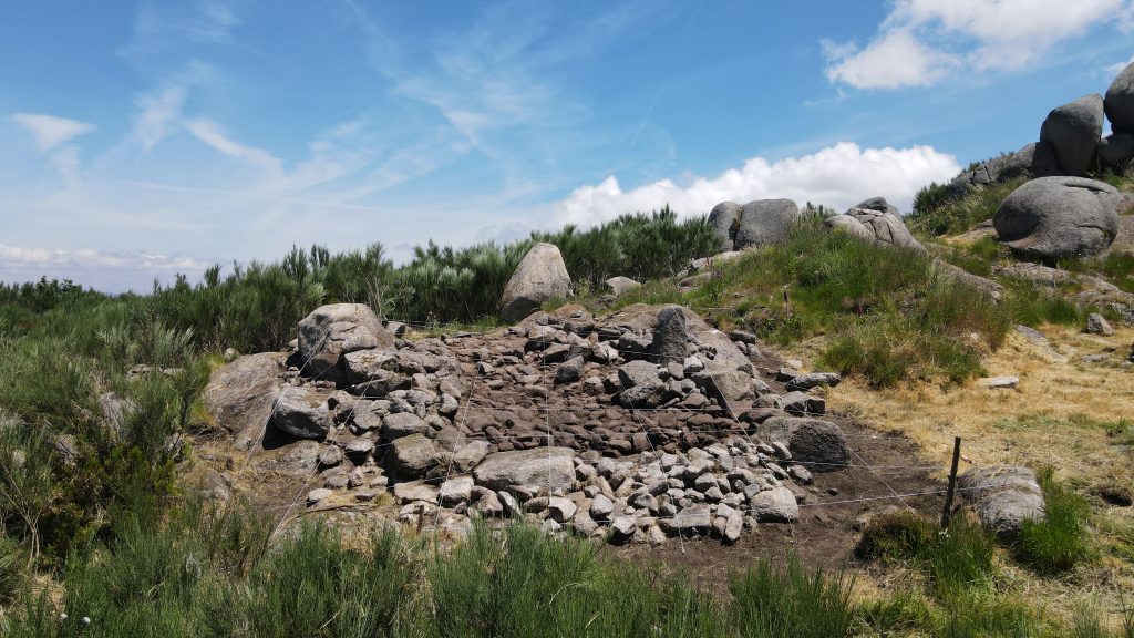  Escavações juntam investigadores de Lisboa e do Algarve em Vouzela