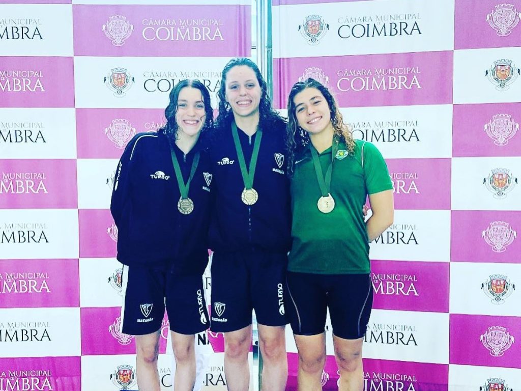  Natação: Académico conquista oito medalhas em Coimbra