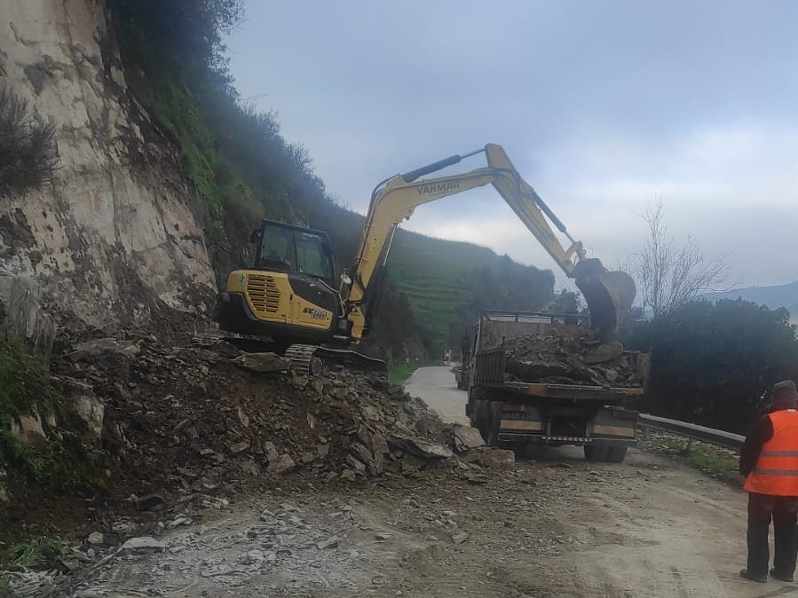  Tabuaço: Estrada Nacional 222 deve reabrir ao final do dia