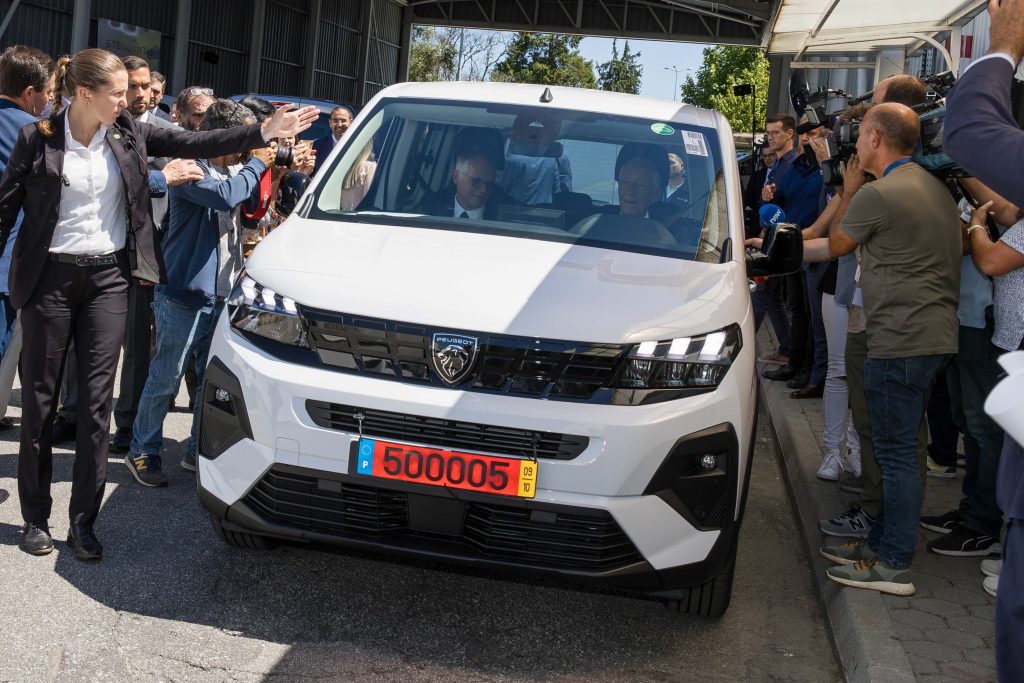  Stellantis Mangualde investe 30 milhões de euros na produção de veículos elétricos