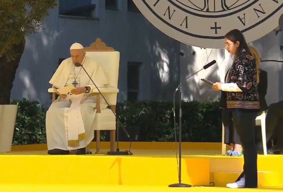  JMJ: Aluna iraniana da Católia de Viseu discursou para o Papa Francisco