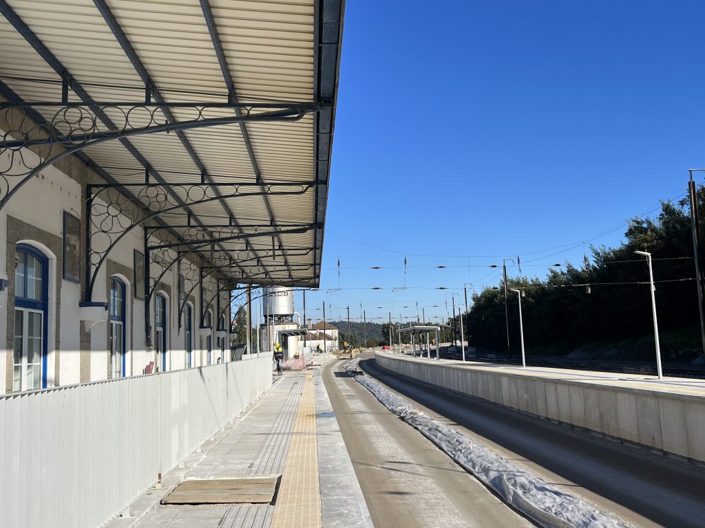  Primeiro troço da Linha da Beira Alta reabre em novembro