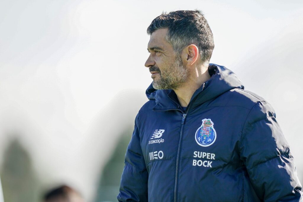  Sérgio Conceição apela a FC Porto “confiante, mas desconfiado” diante o Tondela