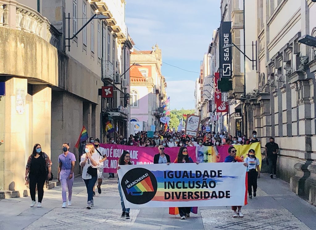  Duas centenas marcharam em Viseu pela igualdade