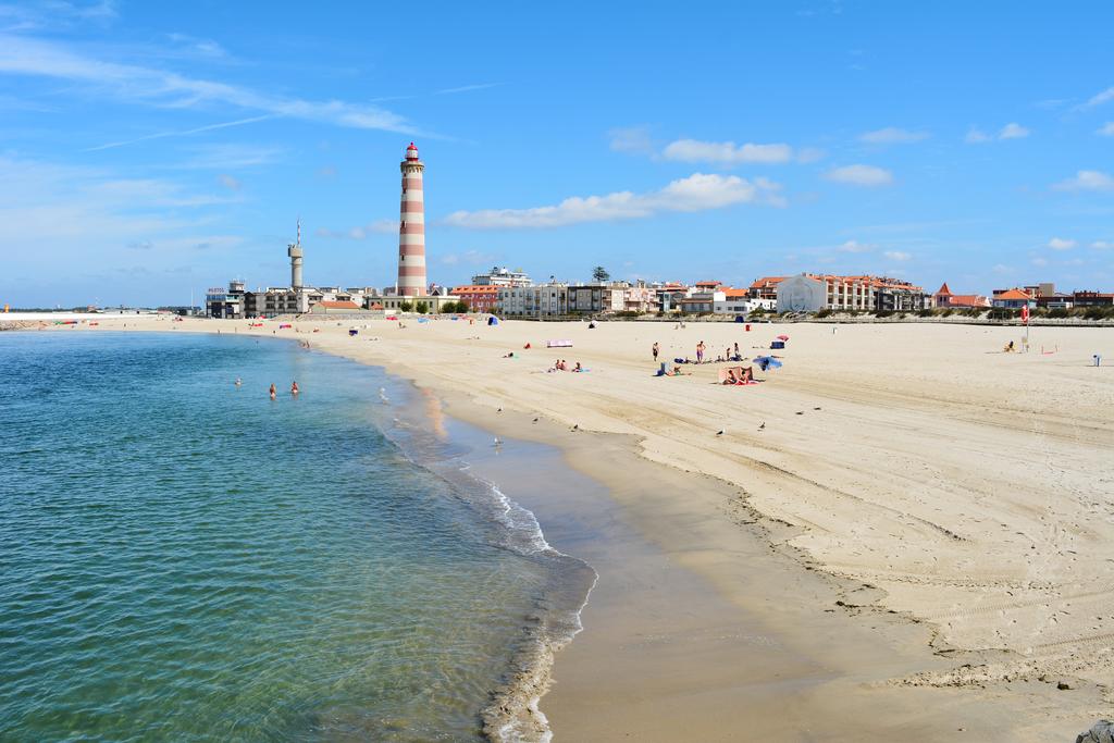  Época balnear abre hoje na maioria das praias portuguesas