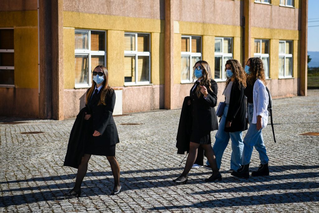  Com mais vagas no Ensino Superior, alunos podem alterar candidatura à 1.ª fase no domingo