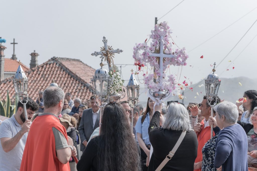  Festa das Cruzes em exposição esta semana no concelho de Tondela