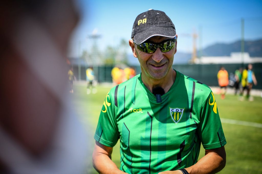  Treinador do CD Tondela garante que tem equipa para criar dificuldades ao Gil Vicente