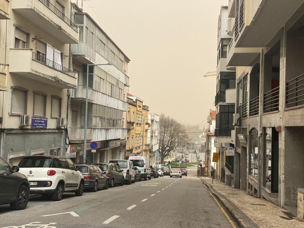  Chegaram a Viseu as poeiras vindas do céu da África