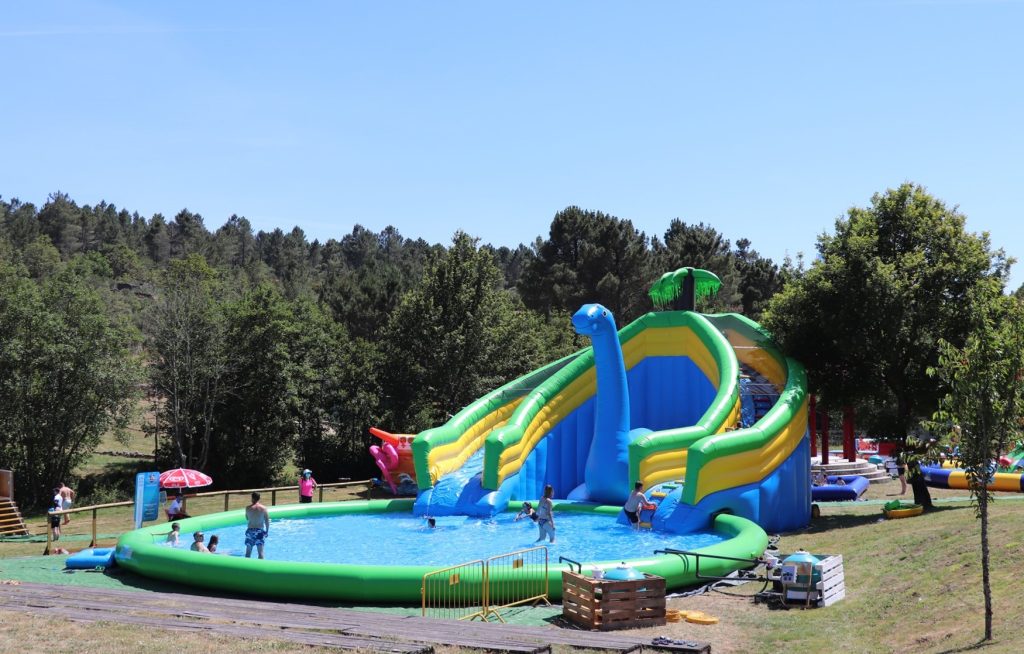  Parque aquático insuflável de Vila Nova de Paiva aberto até agosto