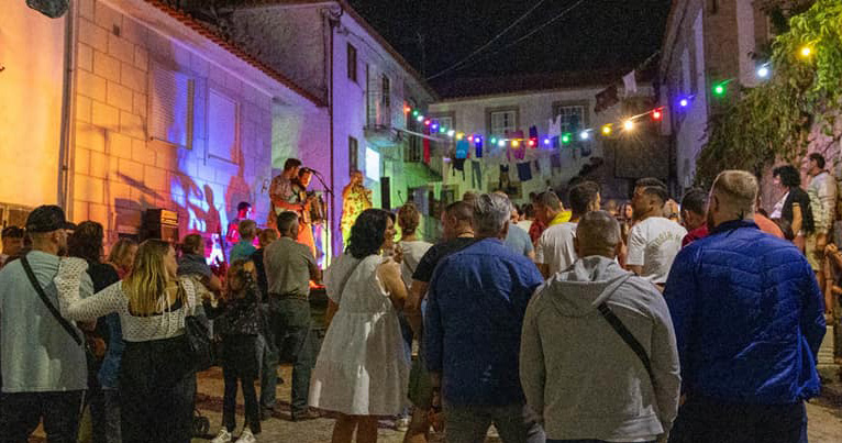  Aldeia de Tabuaço recebe a “mais pitoresca de todas as festas”