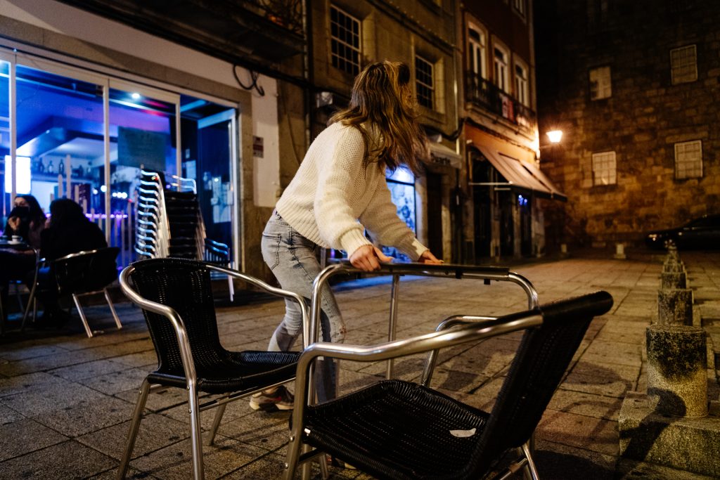  Novas regras para os espaços para fumadores em bares e restaurante. Saiba quais são