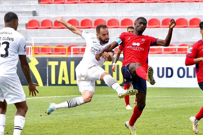  Académico de Viseu volta a empatar na Segunda Liga: desta vez frente à Oliveirense