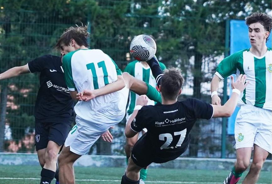  Juniores: Académico de Viseu cede empate mas continua em zona de Apuramento de Campeão