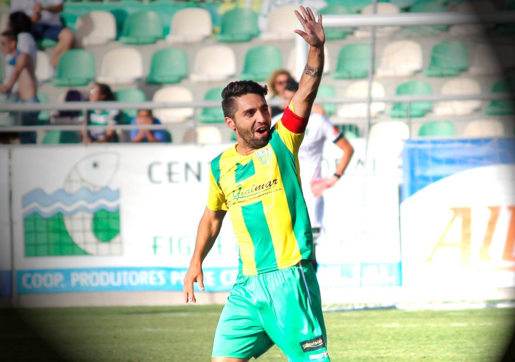  Taça de Portugal: Márcio Sousa espera ver Tondela a separar emoções