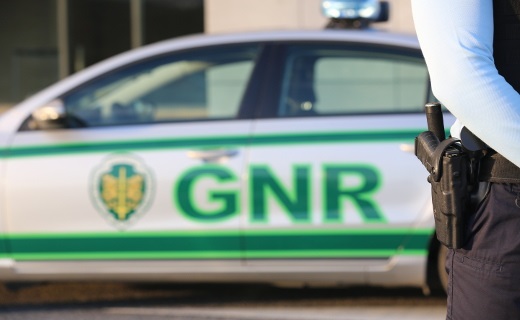  GNR de Viseu apanha homem que andava fugido há nove anos