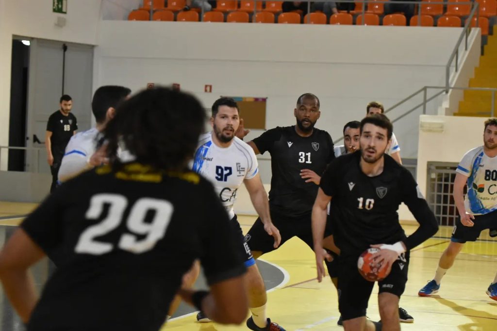  Ac. Viseu mais perto de subir à 1ª Divisão de Andebol