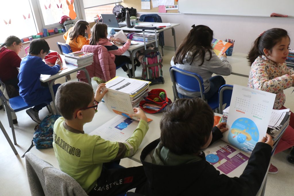  Calendário 'Poupadinho' chega às escolas de Mortágua