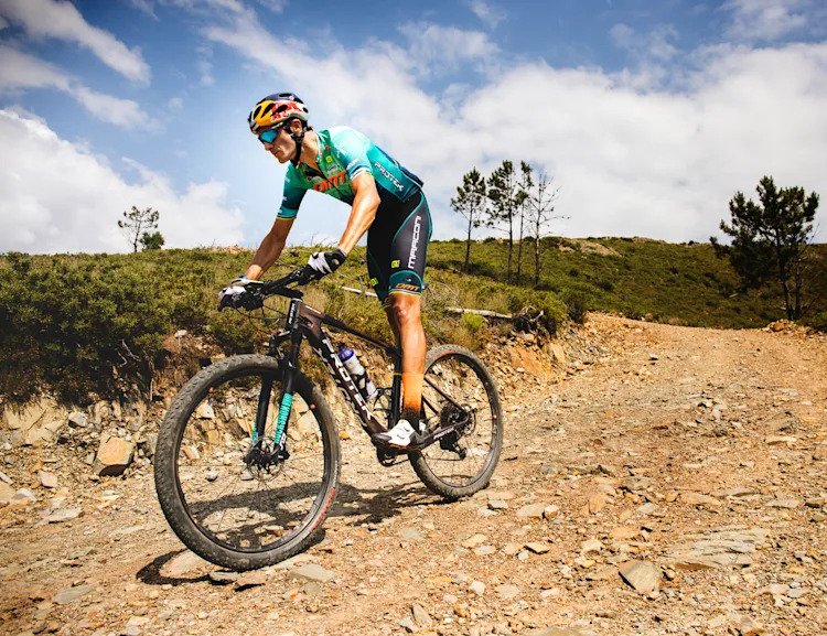  Associação de Ciclismo da Beira Alta distingue três personalidades do ciclismo regional