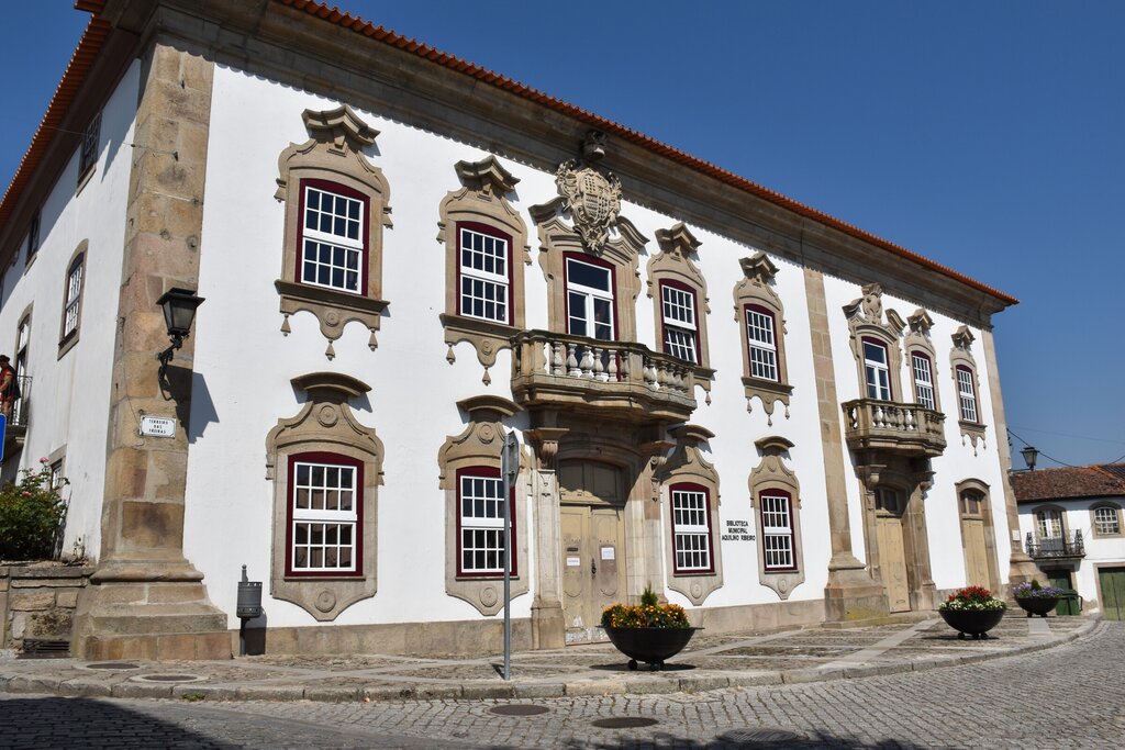  Moimenta da Beira: Biblioteca Aquilino Ribeiro com eficiência energética