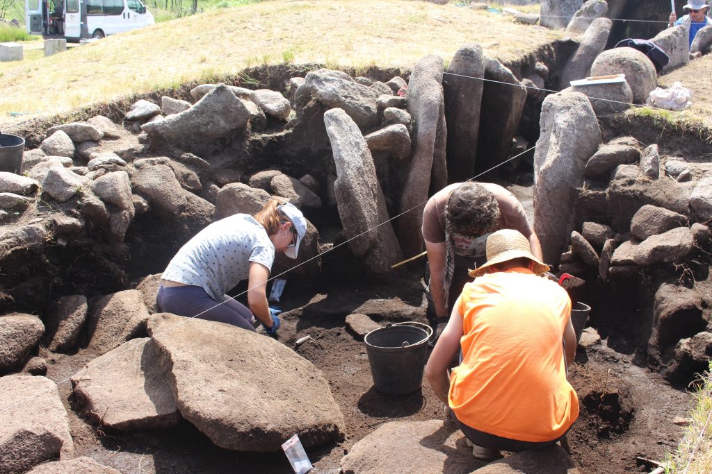  Vouzela: Escavações arqueológicas vão decorrer na Lapa da Meruje e no Tapado das Casas