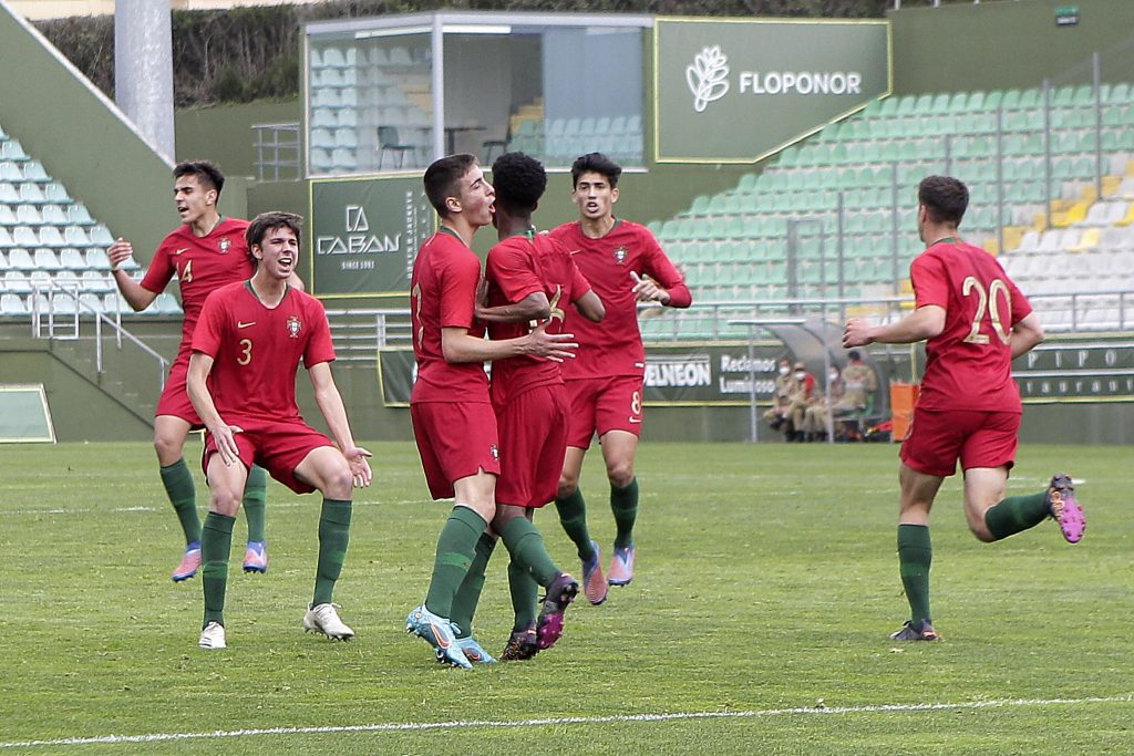  Seleção sub-17: Portugal vence Bulgária e fica muito perto do Europeu