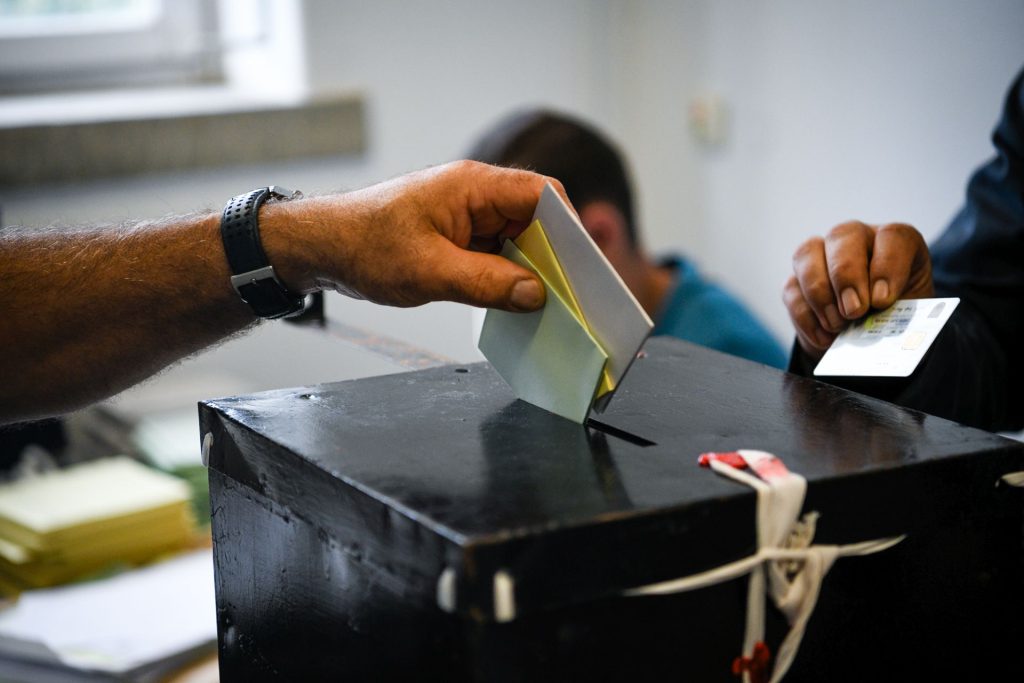  Legislativas: eleitores em isolamento devido à Covid-19 podem votar a 30 de janeiro