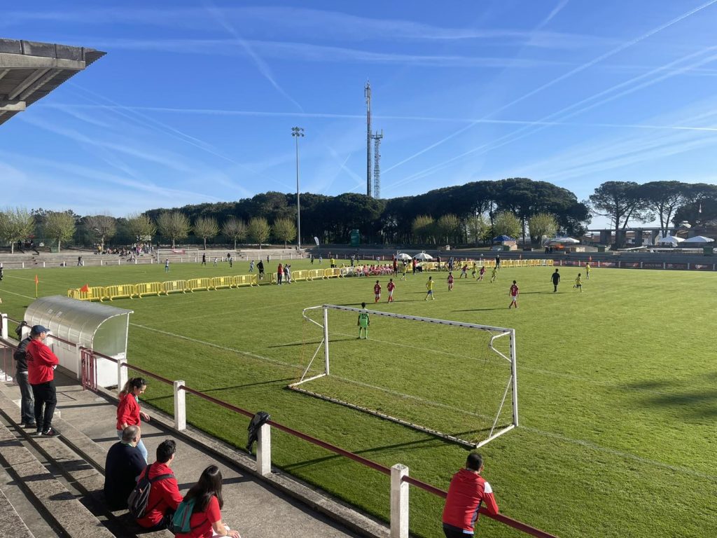  Sport Lisboa e Nelas ''faz a chamada'' e convida mais de 800 jovens a jogar futebol