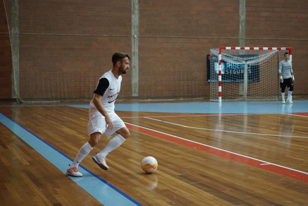  Futsal/3ªDivisão: Viseu 2001 começa em casa, ABC de Nelas joga fora