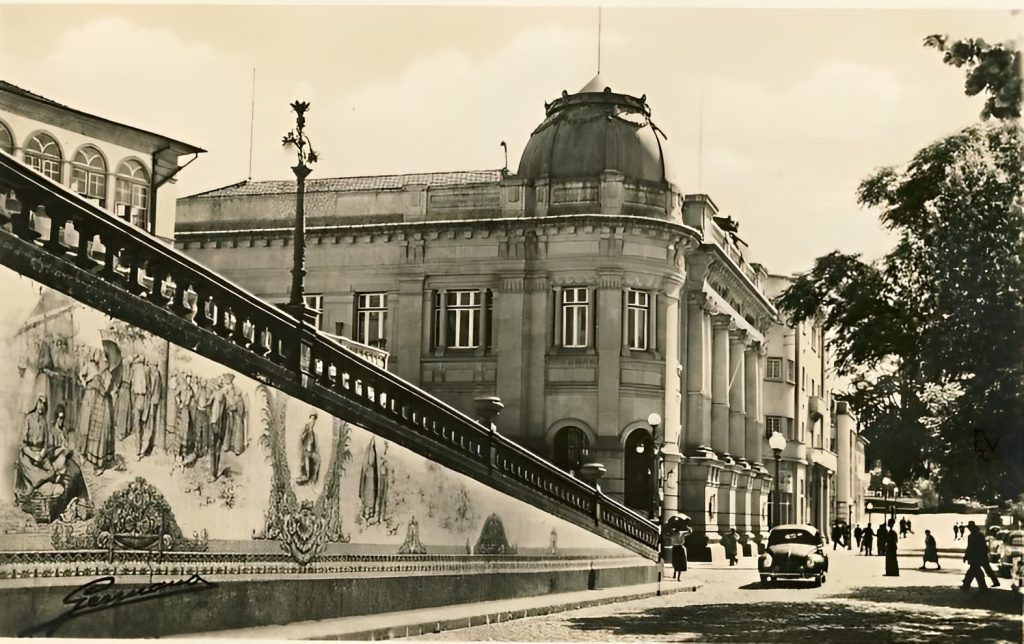  História de Viseu retratada em novo livro de Alberto Correia - Jornal do Centro