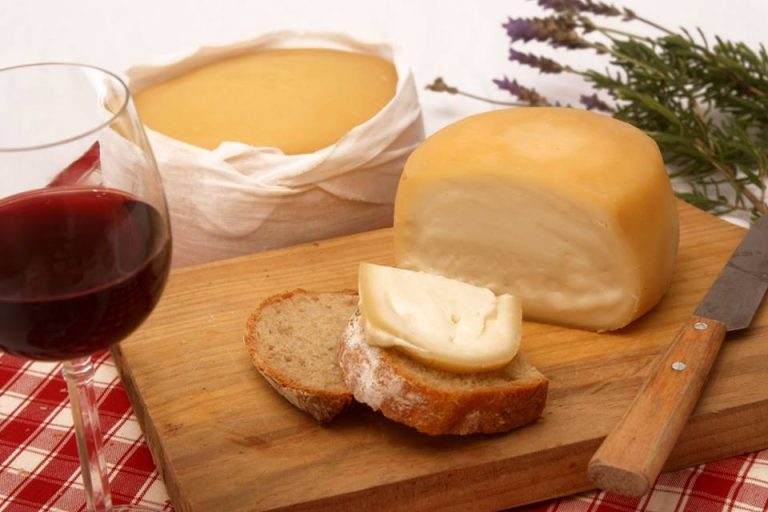 Queijo-e-Vinho-Serra-da-Estrela