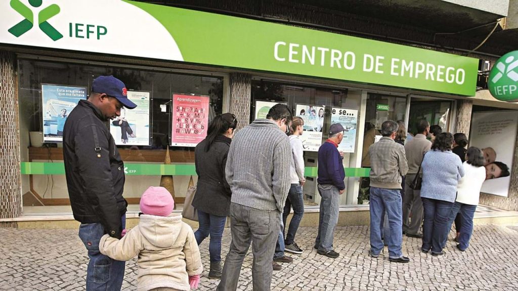  Igualdade na empregabilidade entre homens e mulheres levará dois séculos