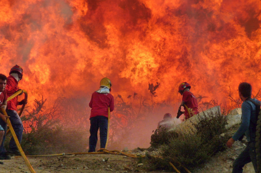  Penalva do Castelo: ardeu carro dos bombeiros e vento dificulta combate aos incêndios