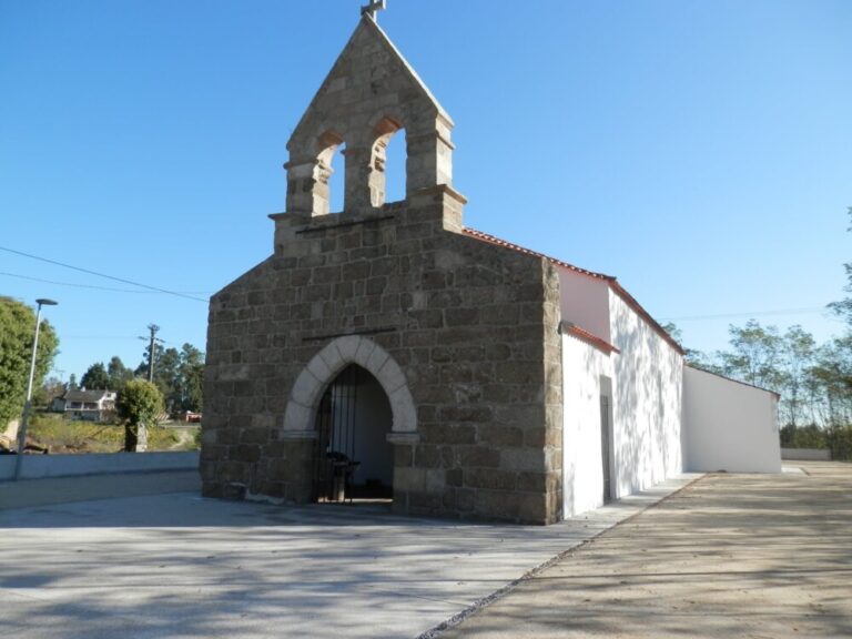 Igreja Velha de Canas de Santa Maria tondela