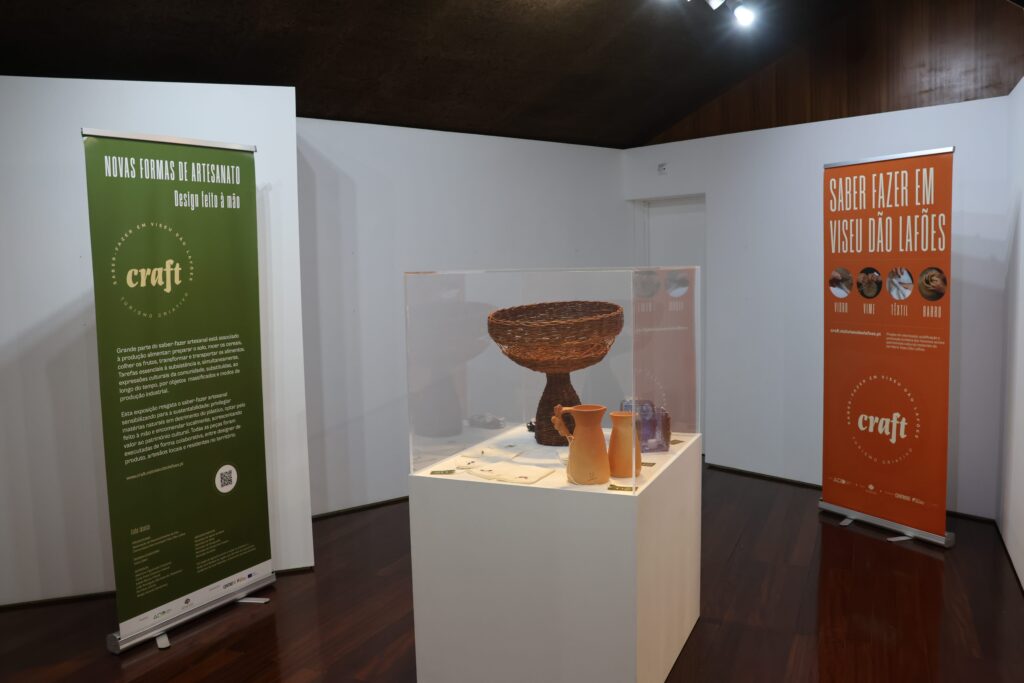  Peças artesanais da região em exposição no Museu de Oliveira de Frades