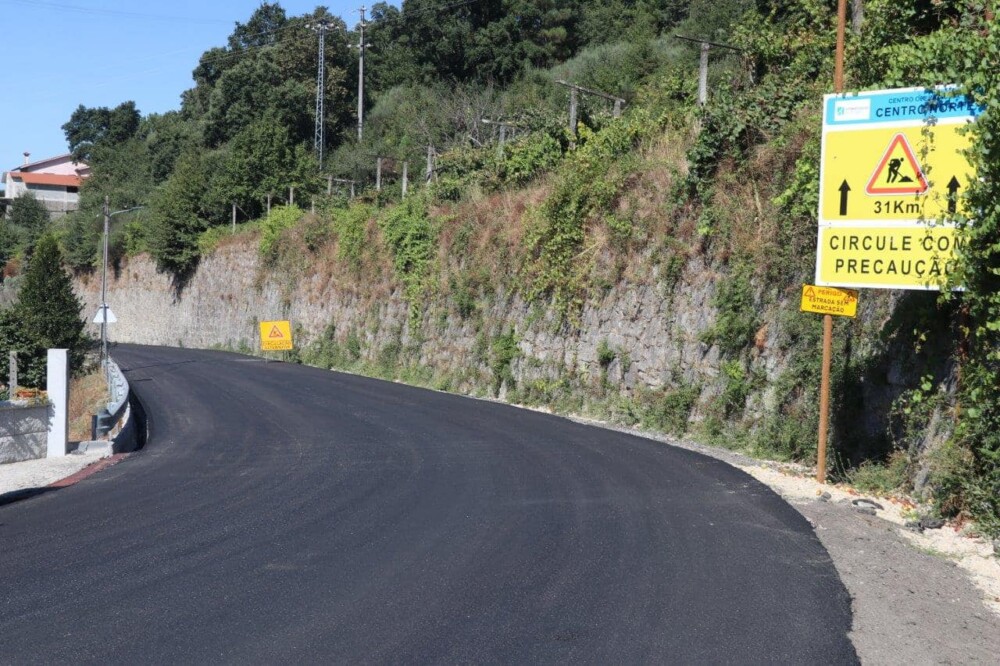  Estrada nacional que liga Castro Daire a Arouca com novo tapete