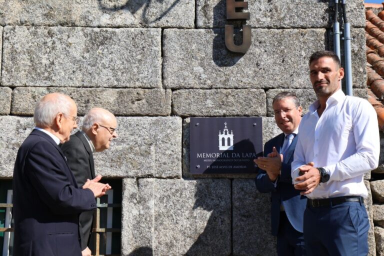 homenagem padre lapa sernancelhe