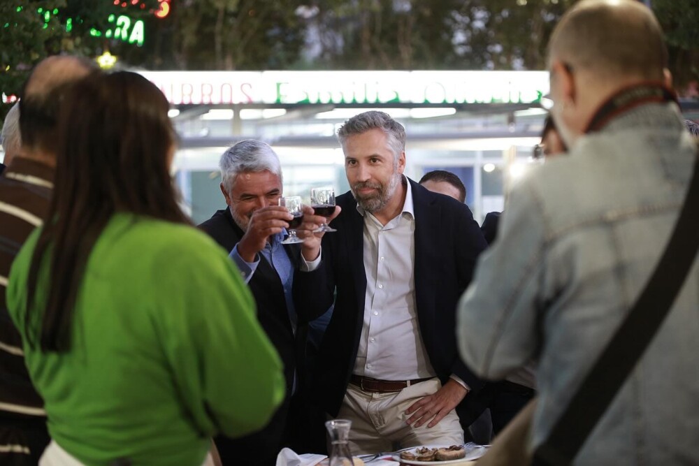  Em Viseu, Pedro Nuno Santos responsabiliza Governo por saúde estar “muito pior” que em 2023