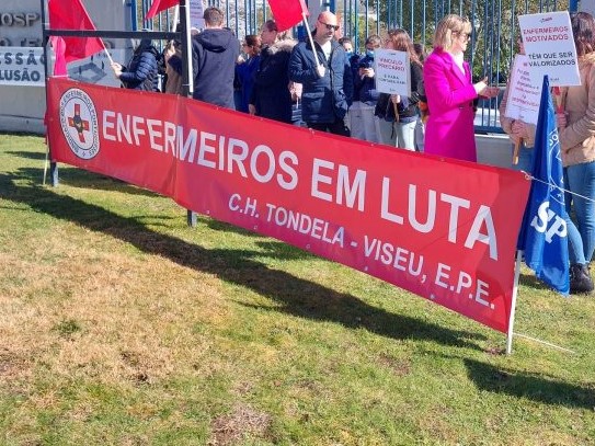 Sindicato enfermeiros greve