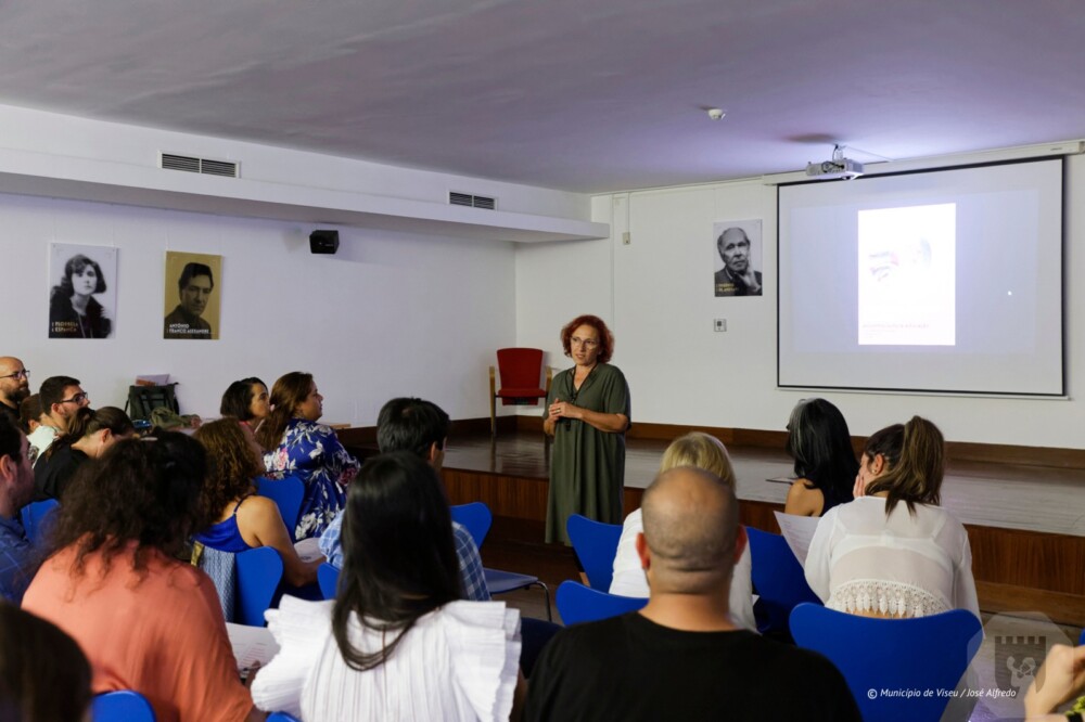  Artistas e professores discutem arte e educação na Escola Alves Martins, em Viseu