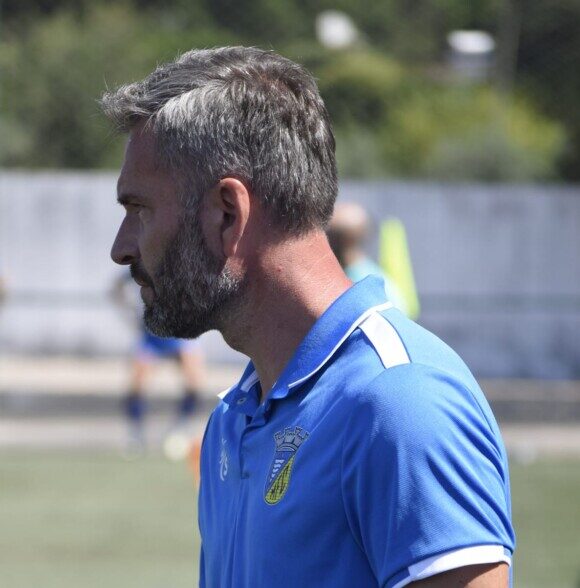  João Costa já não é treinador do Mortágua. Técnico pediu para sair, clube aceitou