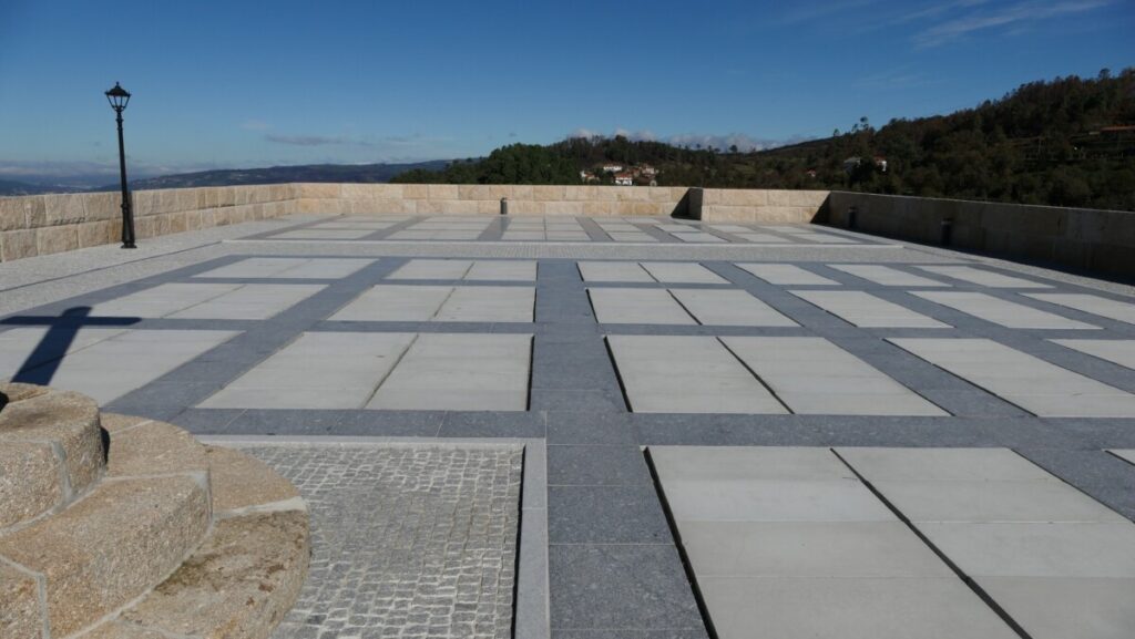  Cemitério de Cinfães inaugurado após obras de ampliação