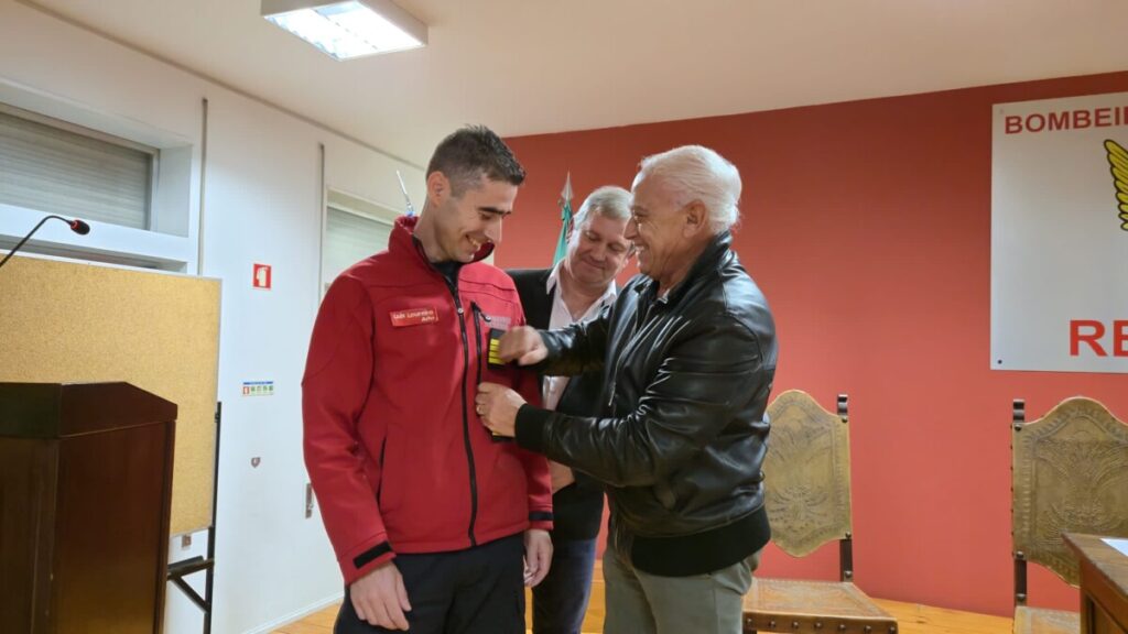  Novo comandante dos Bombeiros Voluntários de Resende tomou posse