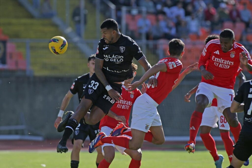  Académico de Viseu empata em casa contra o Benfica B