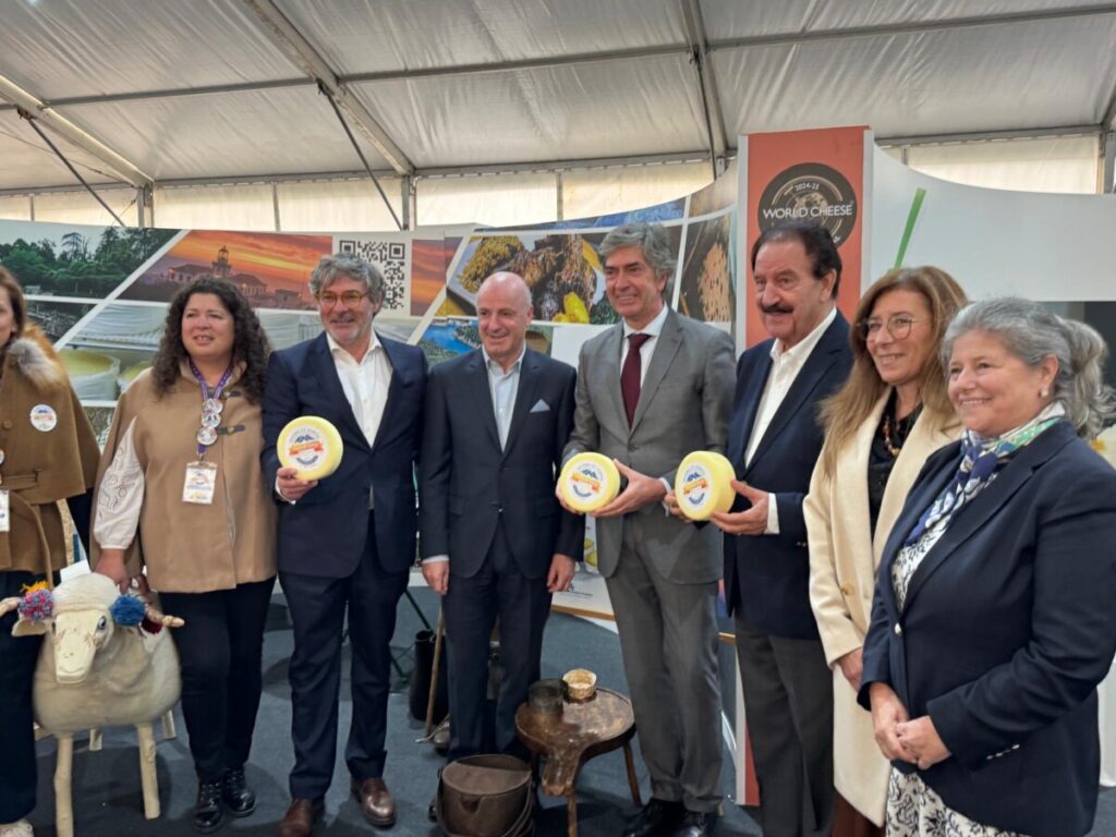  Até domingo, somos todos "afinadores" de queijo no maior concurso do mundo que decorre em Viseu