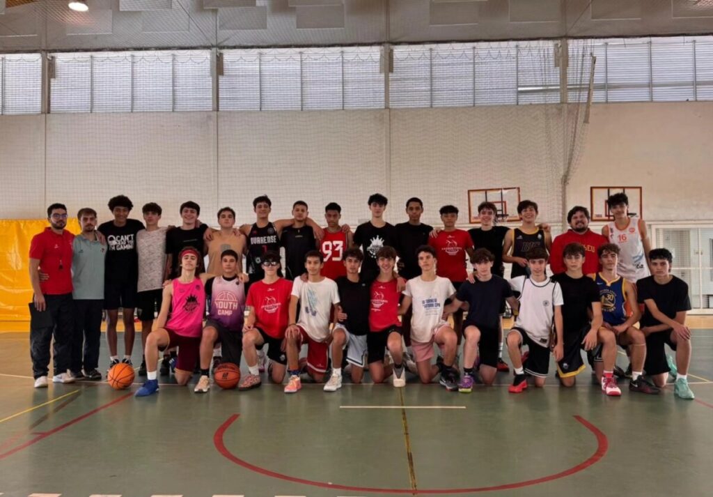  Seleções distritais de Basquetebol de Viseu com treinos de Natal