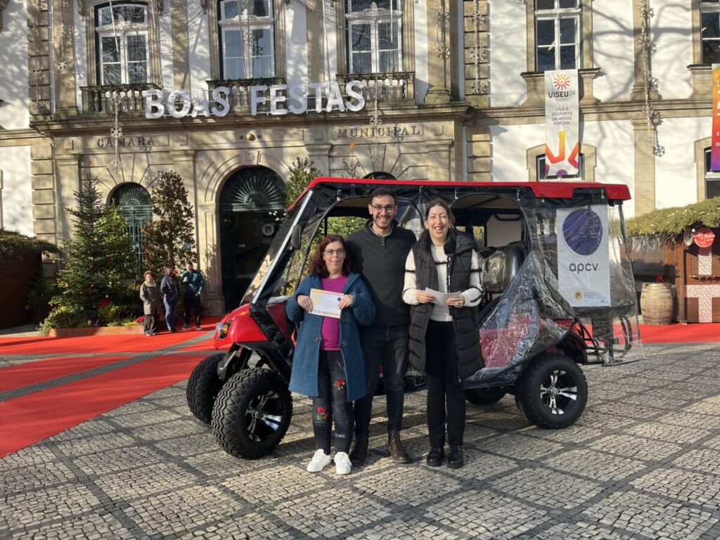  De tuk-tuk até Viseu, APCV estaciona no Rossio para promover igualdade e integração