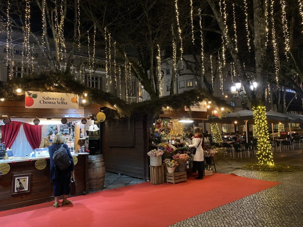  Compras de Natal com tradição local: O Mercadinho no coração de Viseu