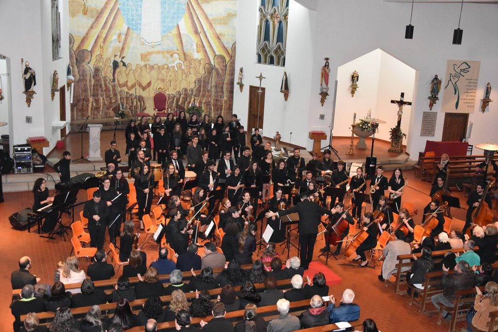  Academia de Música Quinta do Ribeiro com espetáculo de Natal em Moimenta da Beira