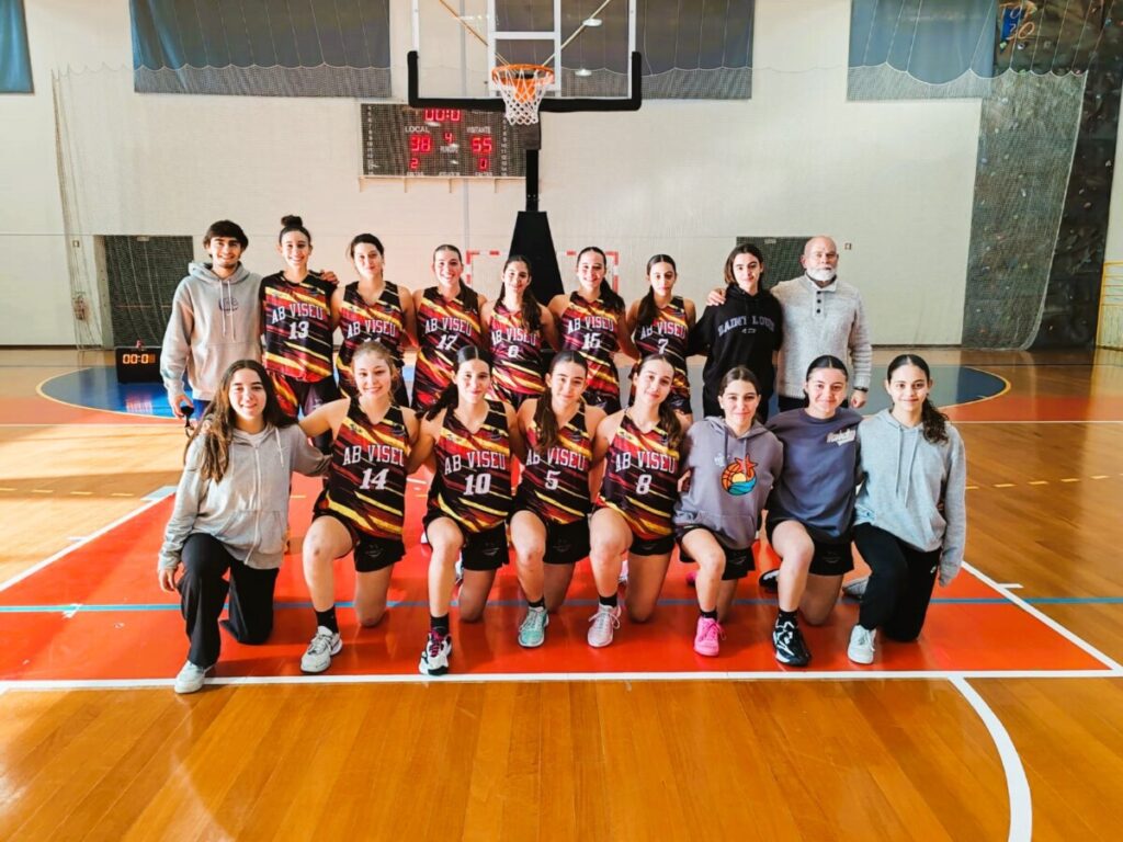  Basquetebol: Seleção distrital de sub-16 femininos treina para a Festa do Basquetebol Juvenil